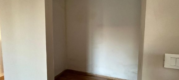 3 rooms Apartment in Massa, Italy No. 192965 10