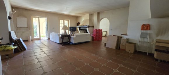 9 rooms Villa in Spoltore, Italy No. 267918 7