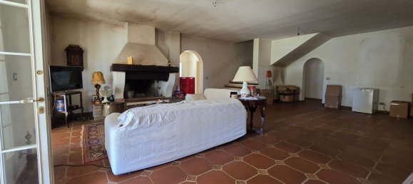9 rooms Villa in Spoltore, Italy No. 267918 6