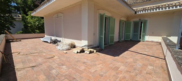 9 rooms Villa in Spoltore, Italy No. 267918 40