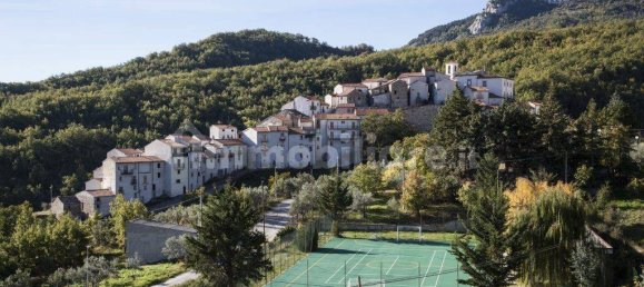 5 bedrooms House in Castelverrino, Italy No. 348337 16