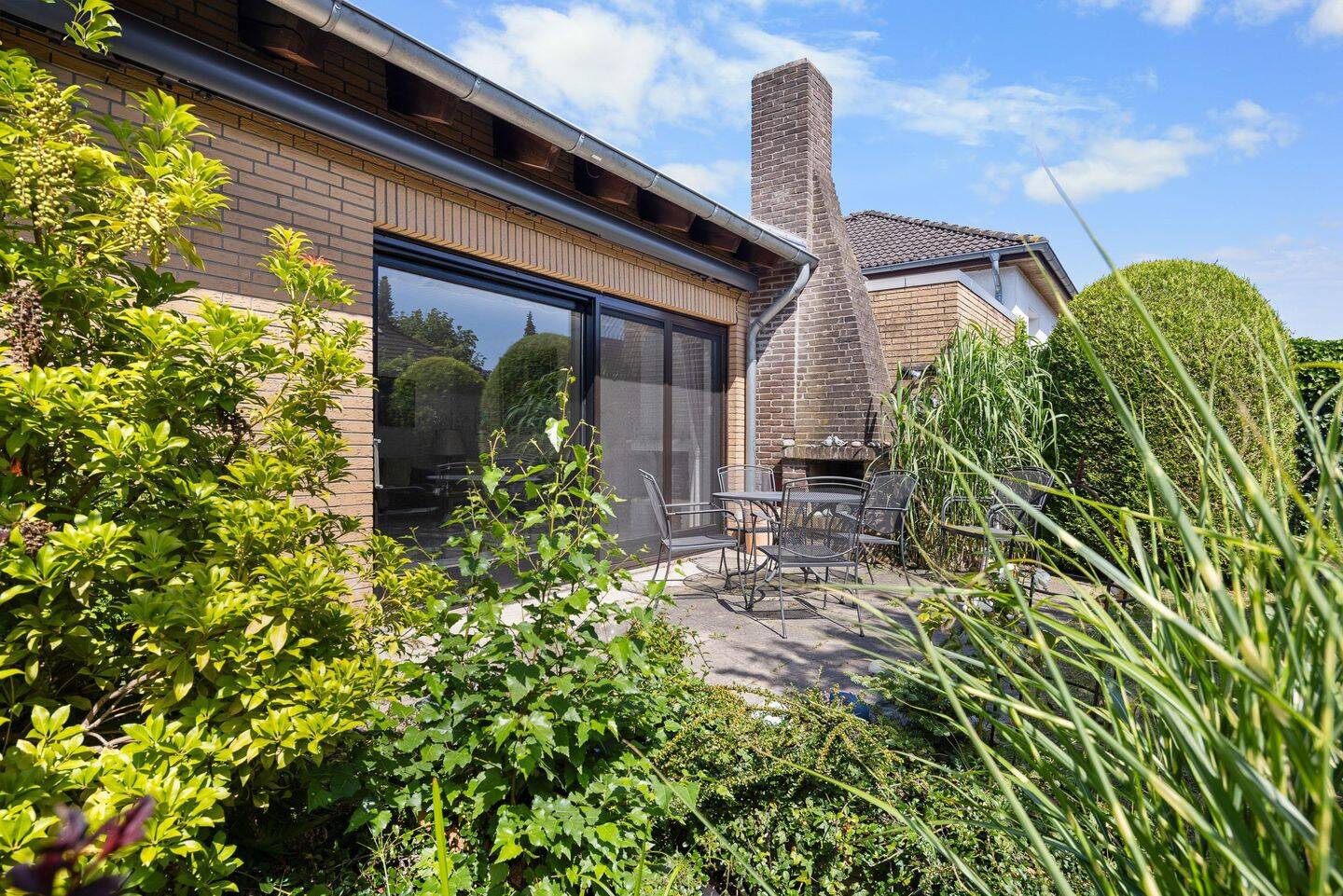 Moradia em banda de 6 divisões em Hanover, Germany N.º 320428