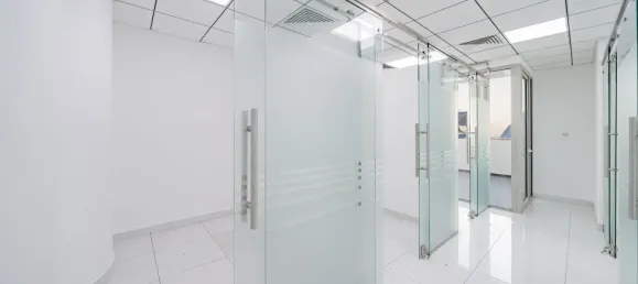 Офис 177м² в Бизнес-Бэй, ОАЭ № 106098 11