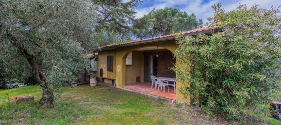 4 bedrooms House in Grosseto, Italy No. 19386 5