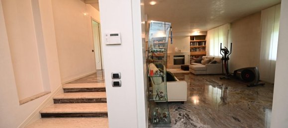 Вилла с 10 комнатами в Венеция, Италия № 54226 31