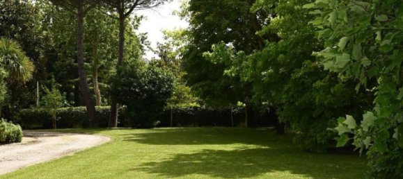 Вилла с 10 комнатами в Венеция, Италия № 54226 3