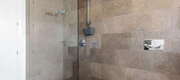 6 bedrooms House in Marbella, Spain No. 129885 7