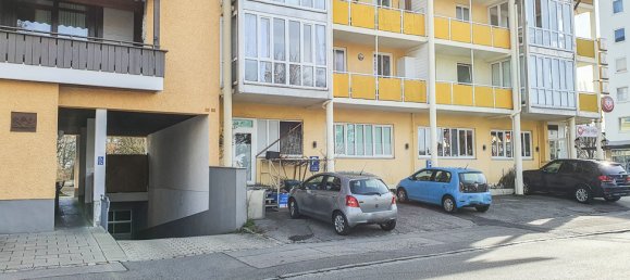 Parkplatz in Dachau, Germany, Nr. 16829 2