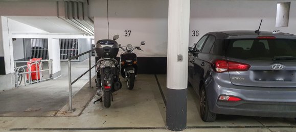 Parkplatz in Dachau, Germany, Nr. 16829 7