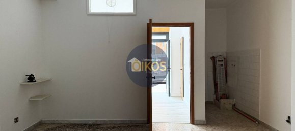 1-Zimmer Gewerbliche Immobilie in Putignano, Italy, Nr. 97063 10
