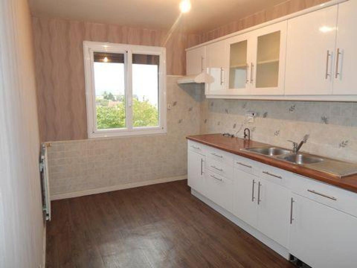 2 bedrooms Condo in Sens, France No. 12332