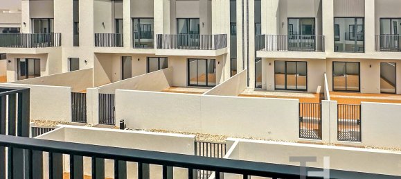 Adosado de 3 dormitorios en Dubai South (Dubai World Central), UAE No. 33347 13