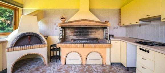 337 m² villa en venta en Chania, Crete, Greece № 93638 3