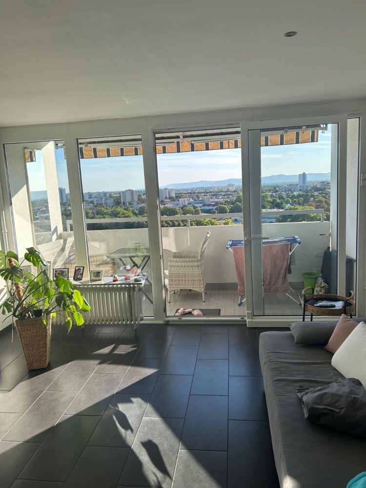 Studio à Frankenthal, Germany No. 369782