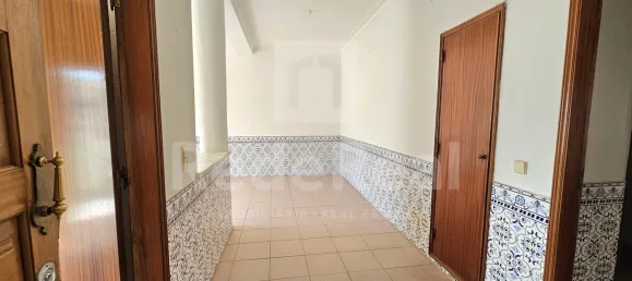 Apartamento de 3 dormitorios en Lagoa, Portugal No. 90572 9