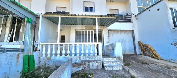 Apartamento de 3 dormitorios en Lagoa, Portugal No. 90572 3