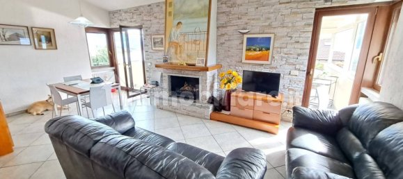 2 Schlafzimmer Penthouse in Gera Lario, Italy, Nr. 149850 12