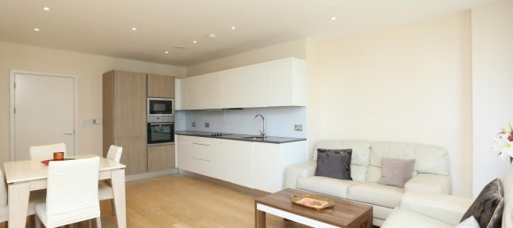 Apartamento de 2 dormitorios en London, United Kingdom No. 10522 4