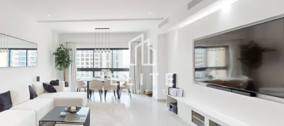 Apartamento de 2 dormitorios en Palm Jumeirah, UAE No. 113309 2