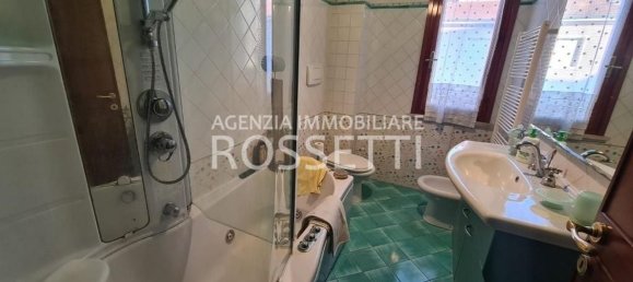 7 rooms Apartment in Fucecchio, Italy No. 63103 9