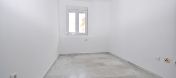 3 bedrooms Apartment in Cadiz, Spain No. 173439 16