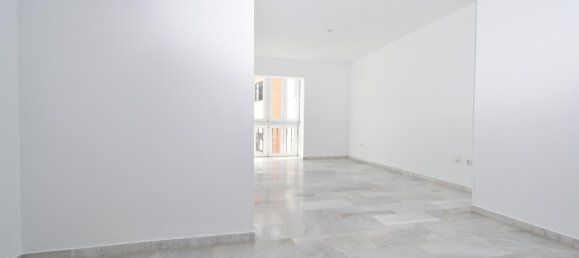 3 bedrooms Apartment in Cadiz, Spain No. 173439 12