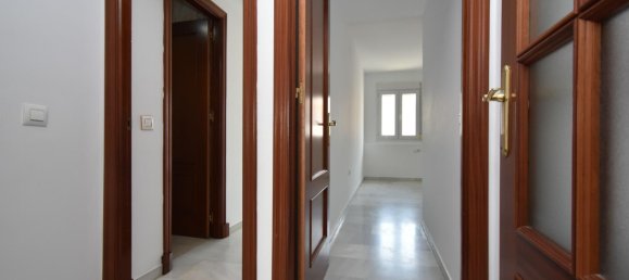3 bedrooms Apartment in Cadiz, Spain No. 173439 15