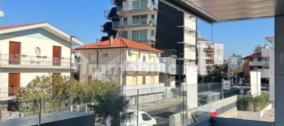 Apartamento de 3 dormitorios en Udine, Italy No. 129152 13