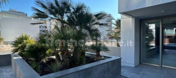 Apartamento de 3 dormitorios en Udine, Italy No. 129152 2