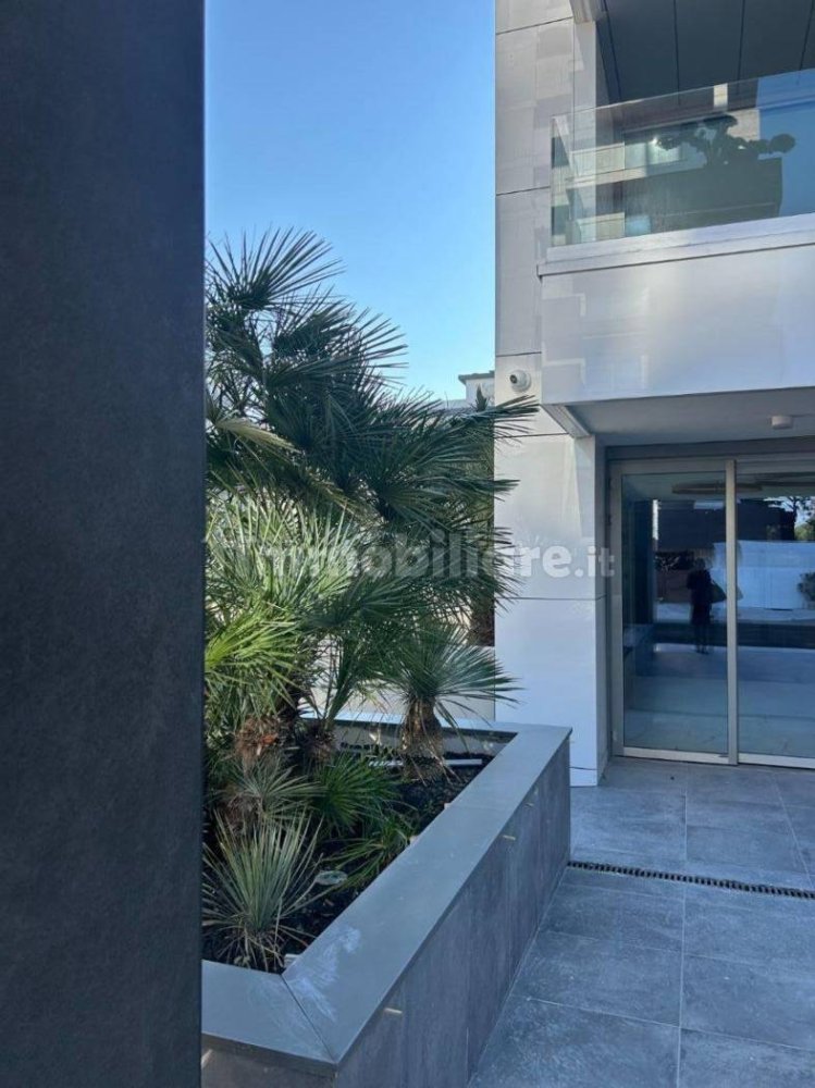 Apartamento de 3 dormitorios en Udine, Italy No. 129152