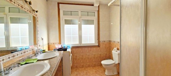 Bâtiment à Ribeira, Spain 539m² No. 31868 3