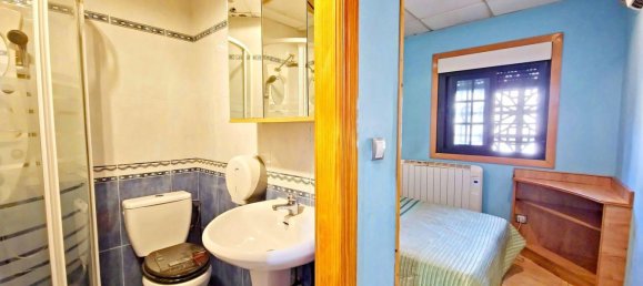 Bâtiment à Ribeira, Spain 539m² No. 31868 32