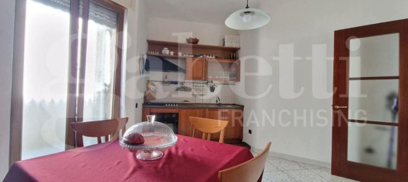 5-salle Appartement à Lecce, Italy No. 41982 13