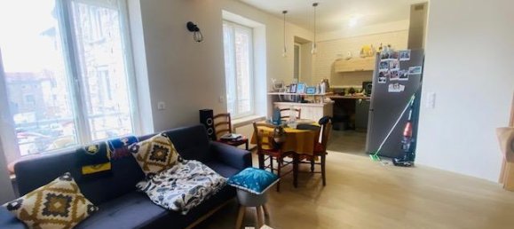 Bâtiment à Saint-Didier-en-Velay, France 257m² No. 200747 8