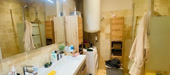 Bâtiment à Saint-Didier-en-Velay, France 257m² No. 200747 5