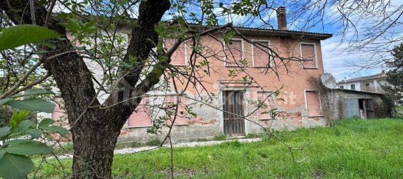 3 bedrooms House in San Martino di Venezze, Italy No. 227982 2