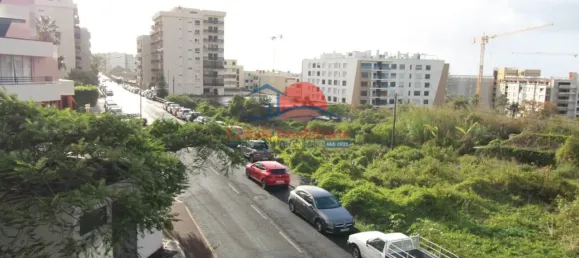 Квартира с 3 спальнями в Фуншал, Португалия № 100921 26