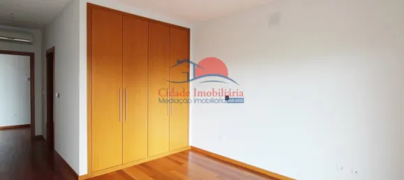 Квартира с 3 спальнями в Фуншал, Португалия № 100921 17