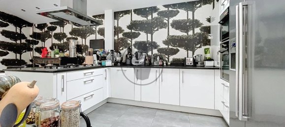 3 bedrooms Townhouse in Saint-Quentin, France No. 217937 6