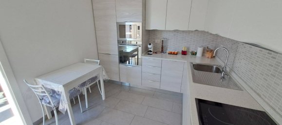 Квартира с 3 комнатами в Безано, Италия № 45255 17