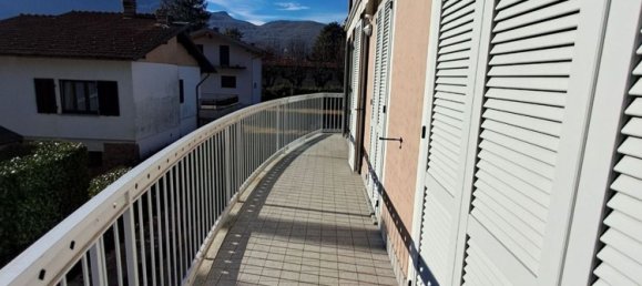 Квартира с 3 комнатами в Безано, Италия № 45255 6