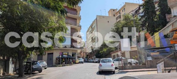 Apartamento de 3 habitaciónes en Reggio Calabria, Italy No. 355753 5