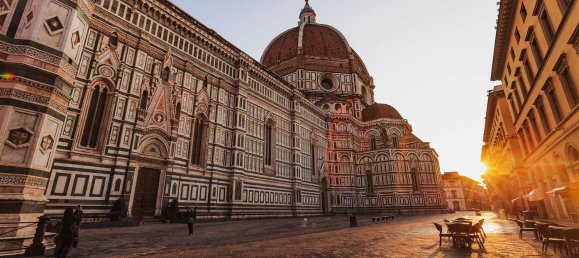 500m² Building in Florence, Italy No. 311738 2