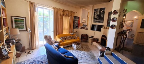 5 rooms Villa in Tuoro sul Trasimeno, Italy No. 72359 4