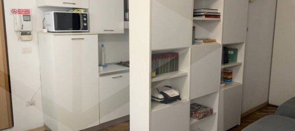 Studio in Vicenza, Italy No. 18546 9