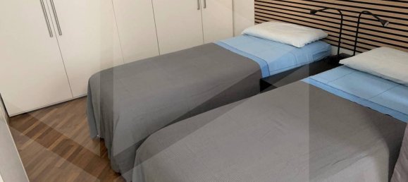 Studio in Vicenza, Italy No. 18546 8