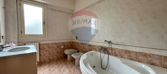 3 bedrooms Apartment in Ragusa, Italy No. 64772 3