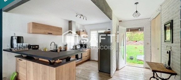 3 Schlafzimmer Haus in Devise, France, Nr. 216426 2