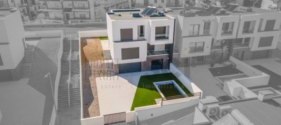 4 bedrooms House in Corroios, Portugal No. 100686 40