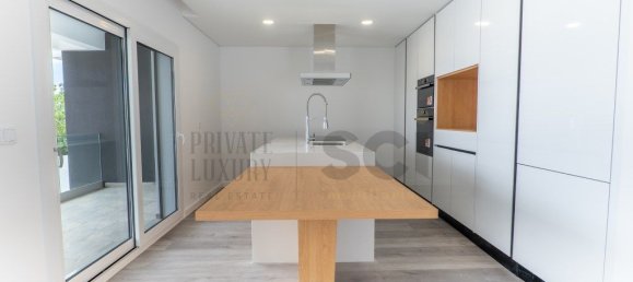 4 bedrooms House in Corroios, Portugal No. 100686 7